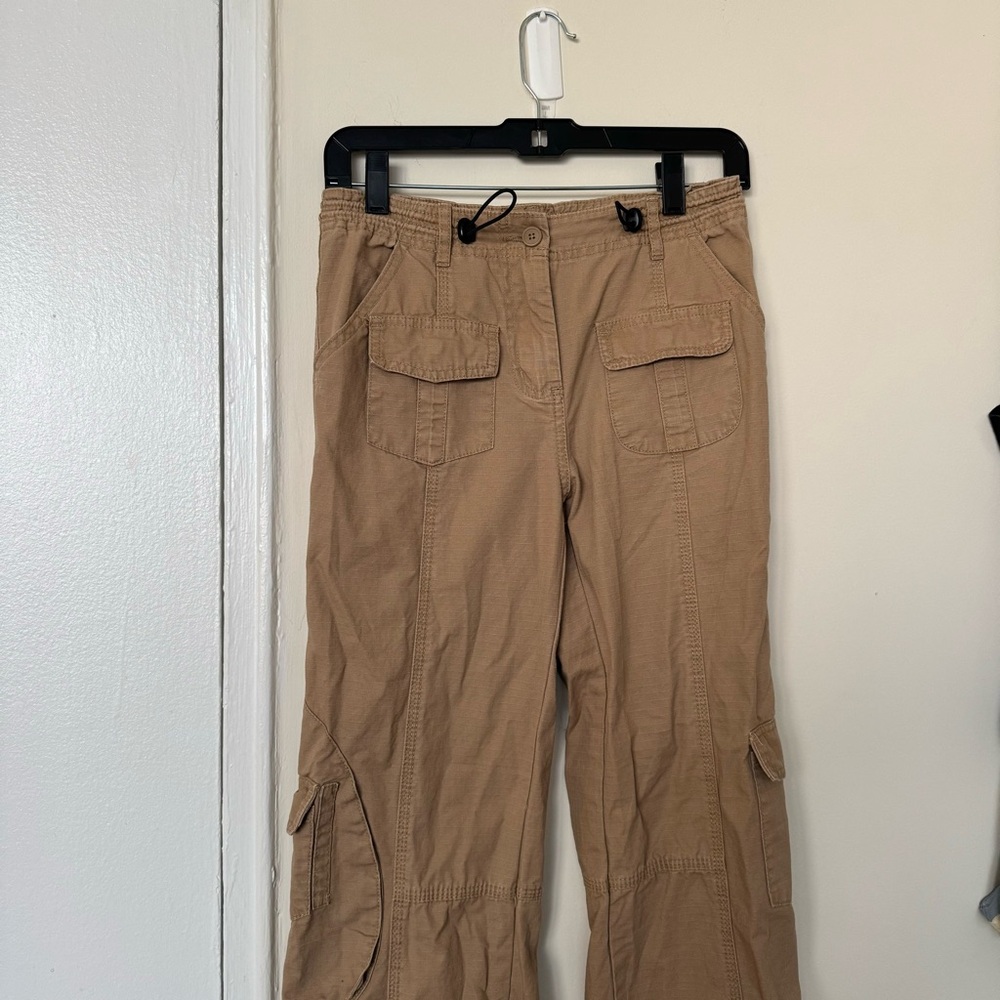 Brandy Melville John Galt Beige/Tan Kim Cargo Pants - Picture 2 of 6